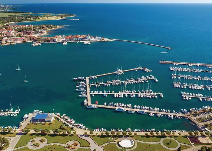 Apartamento Beautiful In With Wifi Umag