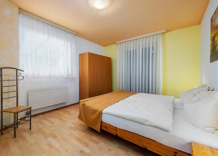 Apartamento Beautiful In With Wifi Umag